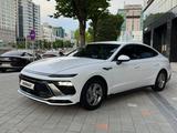Hyundai Sonata 2023 годаfor13 500 000 тг. в Алматы – фото 5