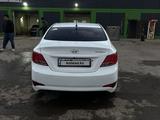 Hyundai Accent 2014 года за 5 000 000 тг. в Актобе – фото 2