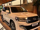 Toyota Land Cruiser 2021 года за 42 500 000 тг. в Актау – фото 2