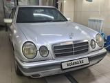 Mercedes-Benz E 230 1996 годаүшін2 300 000 тг. в Петропавловск – фото 3