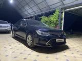 Toyota Camry 2016 годаүшін9 000 000 тг. в Шымкент – фото 2