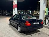 Mercedes-Benz C 180 1995 годаfor2 500 000 тг. в Караганда – фото 3