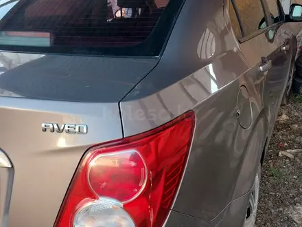 Chevrolet Aveo 2014 года за 3 500 000 тг. в Шиели – фото 3