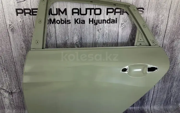 Дверь задняя левая Kia K5 за 1 000 тг. в Шымкент