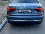 Volkswagen Passat 2019 года за 8 500 000 тг. в Алматы – фото 2