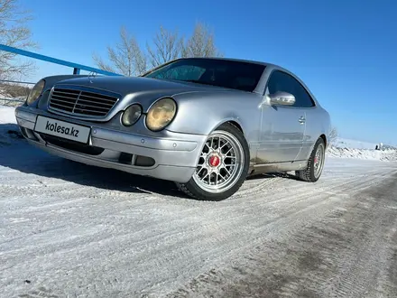 Mercedes-Benz CLK 200 2002 года за 3 500 000 тг. в Актобе – фото 5