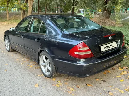 Mercedes-Benz E 320 2002 года за 4 500 000 тг. в Алматы – фото 4