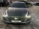 Hyundai Sonata 2023 годаfor13 000 000 тг. в Астана – фото 2