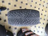 MISHELIN 275/45R20, 305/40R20 б/у. В шипах зима за 250 000 тг. в Шымкент