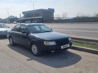 Audi 100