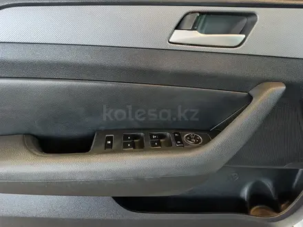 Hyundai Sonata 2017 года за 6 802 575 тг. в Шымкент – фото 14