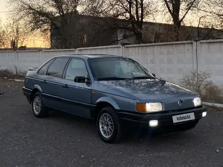 Volkswagen Passat 1992 года за 700 000 тг. в Сарыозек