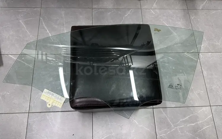 Стекло двери Hyundai ORIGINAL за 200 000 тг. в Алматы