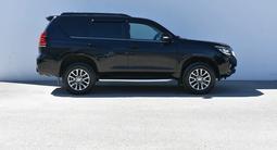Toyota Land Cruiser Prado Prestige 2018 года за 18 700 000 тг. в Атырау – фото 4