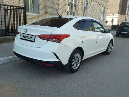 Hyundai Accent 2021 года за 6 300 000 тг. в Караганда – фото 3