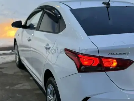 Hyundai Accent 2021 года за 7 600 000 тг. в Балхаш – фото 3