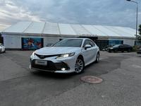 Toyota Camry 2023 года за 17 800 000 тг. в Алматы