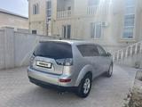 Mitsubishi Outlander 2008 года за 5 900 000 тг. в Актау – фото 2