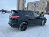 Toyota RAV4 2018 года за 12 900 000 тг. в Астана – фото 4