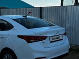 Hyundai Accent 2018 годаүшін6 900 000 тг. в Атырау – фото 2