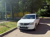 Renault Logan 2012 года за 2 700 000 тг. в Уральск – фото 2