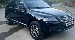 Volkswagen Touareg 2004 года за 5 000 000 тг. в Уральск