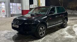 Volkswagen Touareg 2004 года за 5 000 000 тг. в Уральск – фото 5