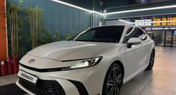 Toyota Camry 2025 года за 16 490 000 тг. в Алматы