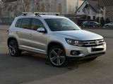 Volkswagen Tiguan 2015 года за 8 500 000 тг. в Алматы