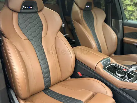 BMW X5 M 2022 года за 62 000 000 тг. в Алматы – фото 15