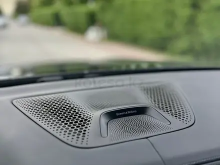 BMW X5 M 2022 года за 62 000 000 тг. в Алматы – фото 22