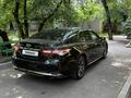 Toyota Camry 2023 года за 14 300 000 тг. в Алматы – фото 6