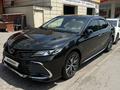Toyota Camry 2023 года за 14 300 000 тг. в Алматы – фото 16