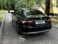 Toyota Camry 2023 года за 14 300 000 тг. в Алматы – фото 5