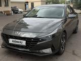 Hyundai Elantra 2022 года за 8 900 000 тг. в Алматы – фото 3