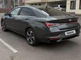 Hyundai Elantra 2022 года за 8 900 000 тг. в Алматы – фото 4