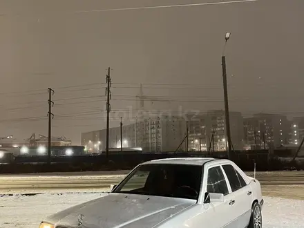 Mercedes-Benz E 320 1993 года за 3 800 000 тг. в Атырау – фото 5