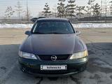 Opel Vectra 1996 годаfor1 050 000 тг. в Алматы