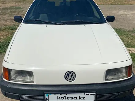 Volkswagen Passat 1992 года за 1 800 000 тг. в Уральск