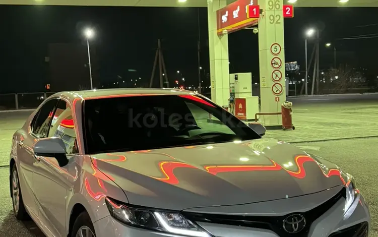 Toyota Camry 2019 года за 14 200 000 тг. в Алматы