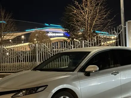 Toyota Camry 2019 года за 14 200 000 тг. в Алматы – фото 48