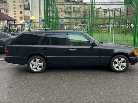 Mercedes-Benz E 230 1992 года за 2 650 000 тг. в Шымкент
