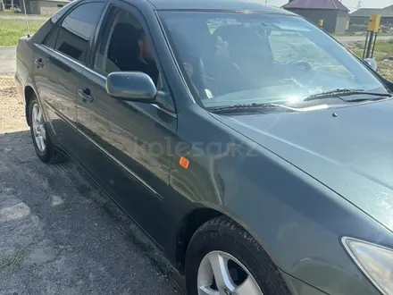 Toyota Camry 2004 года за 4 200 000 тг. в Шымкент – фото 2