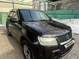 Suzuki Grand Vitara 2007 годаүшін4 500 000 тг. в Алматы