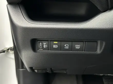 Toyota RAV4 2024 года за 16 900 000 тг. в Атырау – фото 12