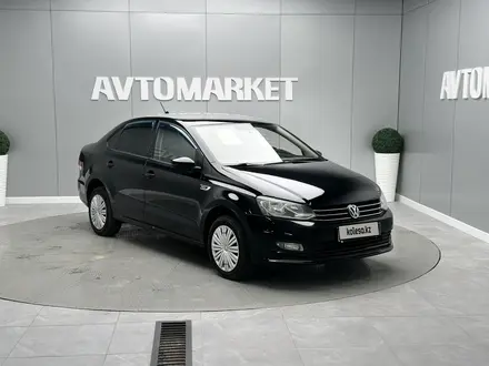 Volkswagen Polo 2018 года за 4 900 000 тг. в Атырау – фото 2