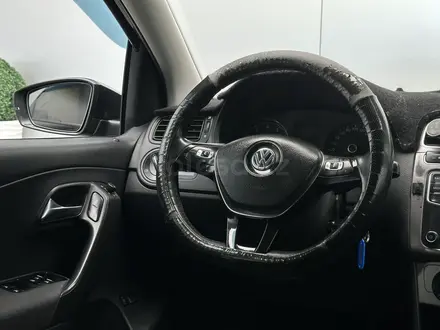 Volkswagen Polo 2018 года за 4 900 000 тг. в Атырау – фото 6