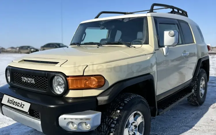 Toyota FJ Cruiser 2007 года за 13 000 000 тг. в Астана