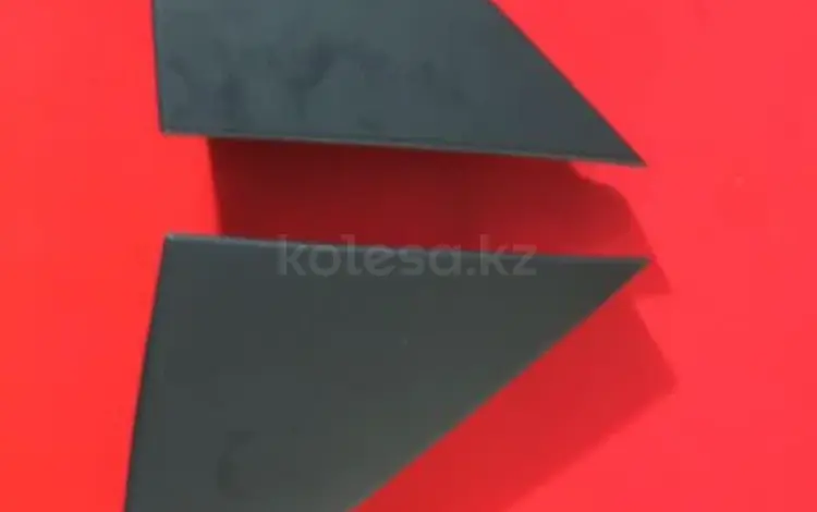 Уголок на тойота королла за 5 000 тг. в Алматы