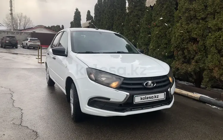 ВАЗ (Lada) Granta 2190 2018 года за 3 250 000 тг. в Алматы